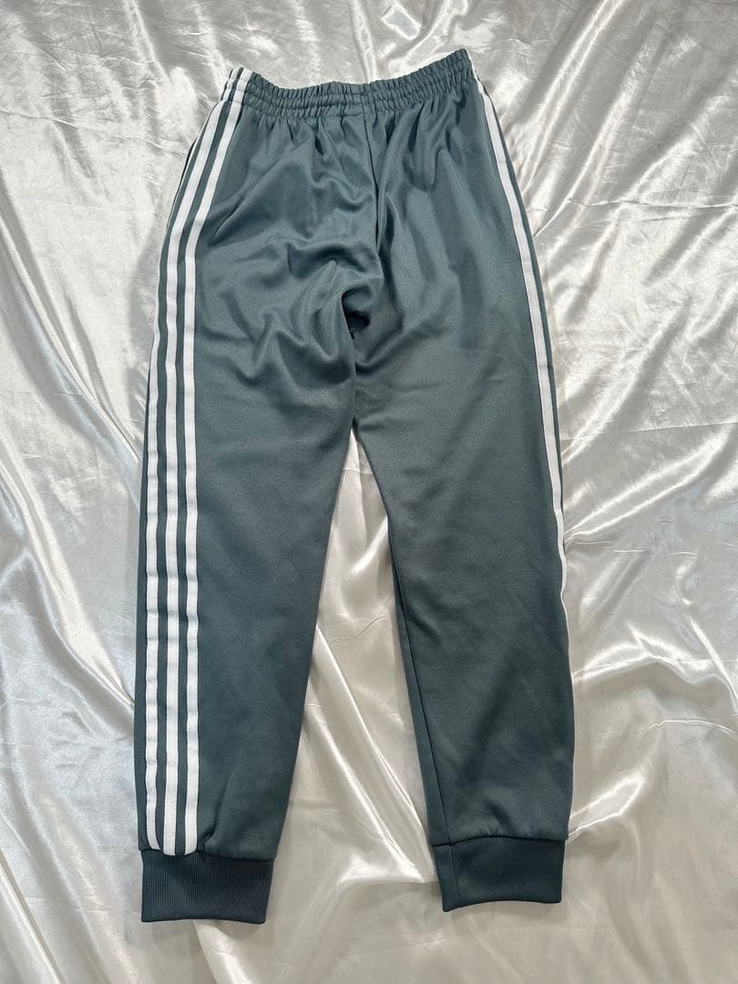 美品　adidas sst トラックパンツ トレフォイル 刺繍ロゴ