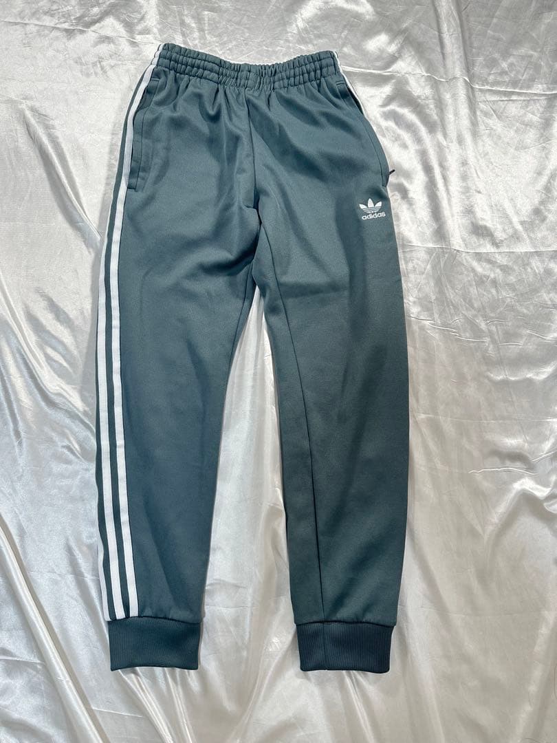 美品　adidas sst トラックパンツ トレフォイル 刺繍ロゴ