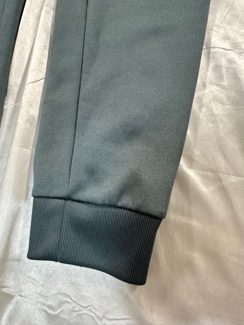 美品　adidas sst トラックパンツ トレフォイル 刺繍ロゴ