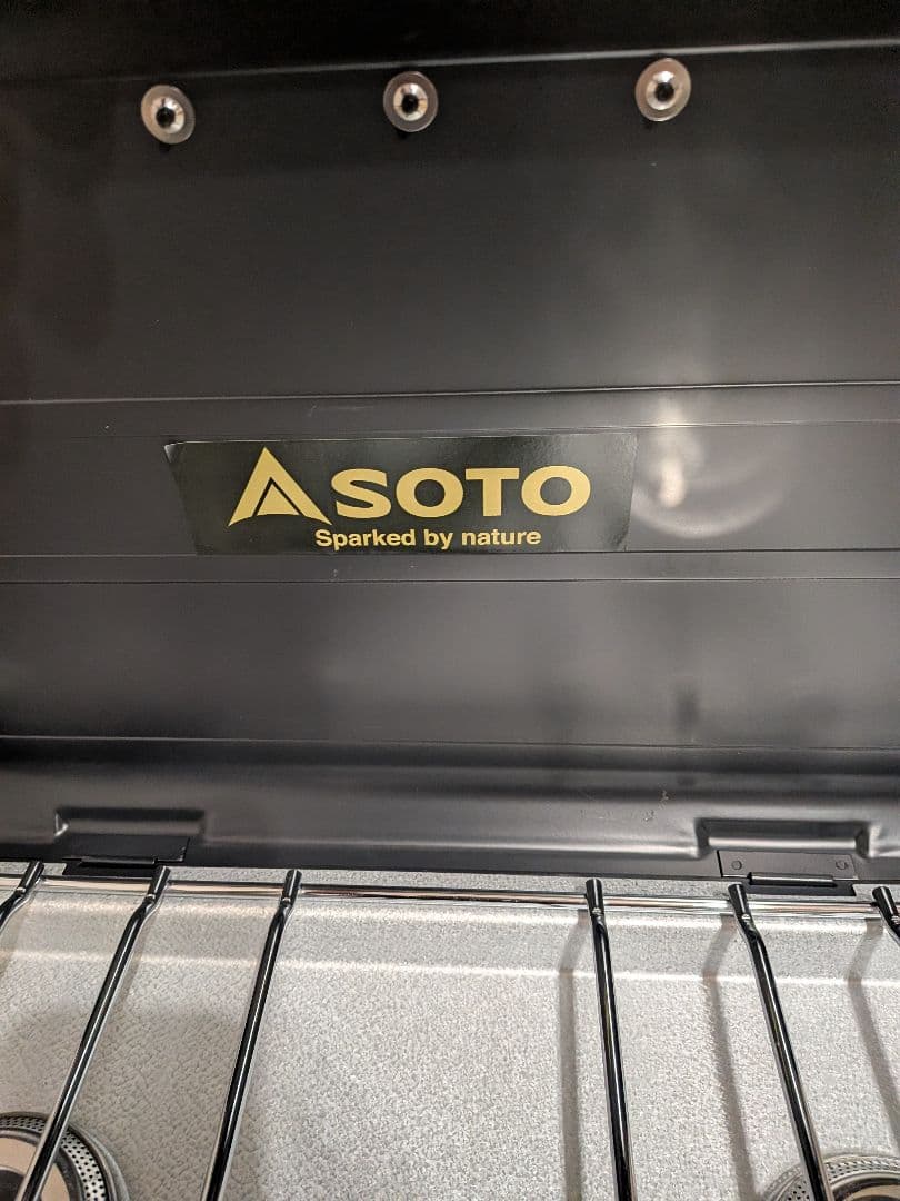 [ソト (SOTO)] 日本製 ツーバーナー コンパクト ストーブ CB缶