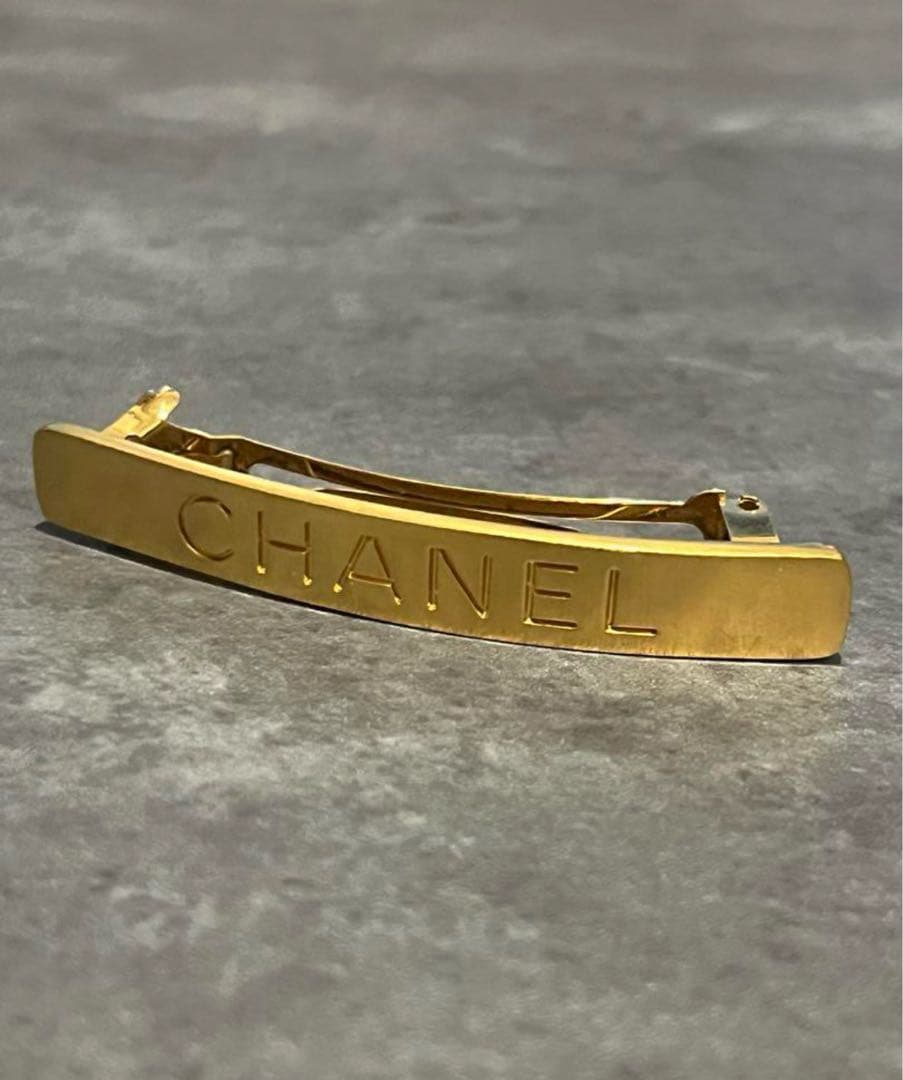 【セール中】 CHANEL ゴールド ヘアピン ヴィンテージ 刻印あり