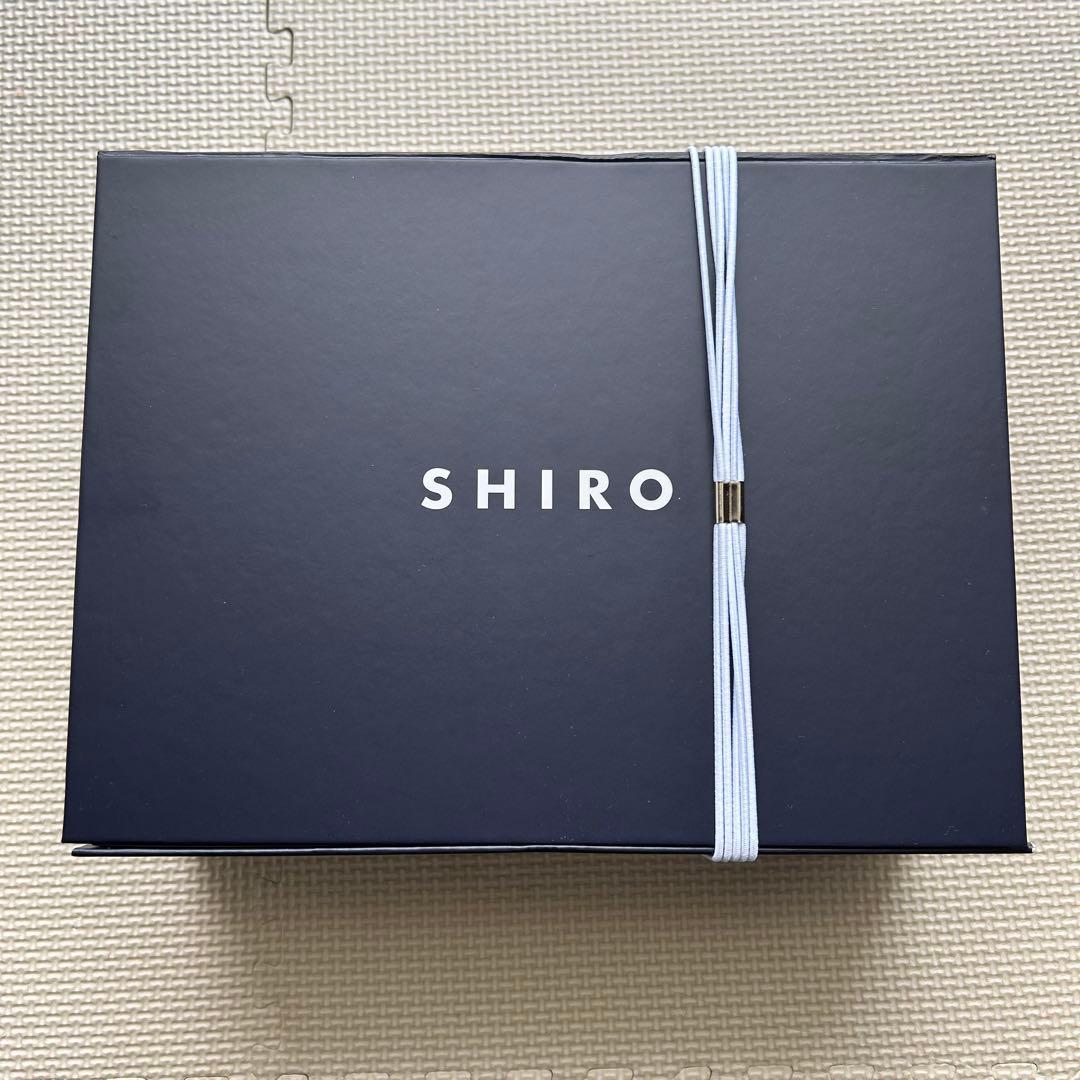 新品未使用　shiro ギフトボックス　柔軟剤　ハンドソープ　ボディウォッシュ