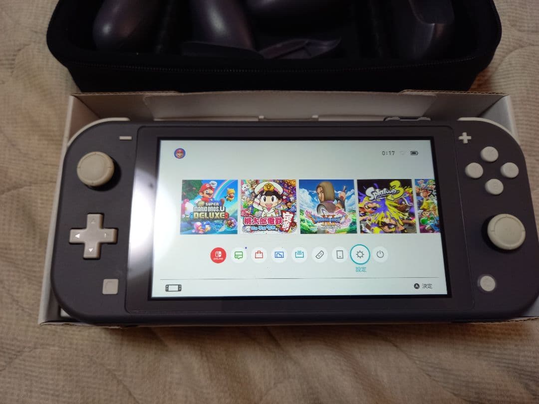 スイッチライト　グレー 本体　充電器　シリコンカバー　ハードケース　箱
