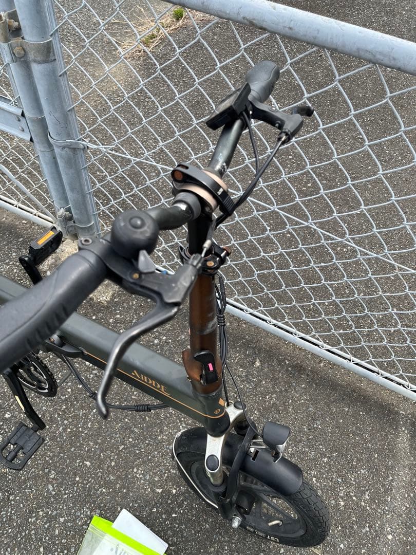 未整備　電動アシスト自転車　AIDDE 折り畳み自転車