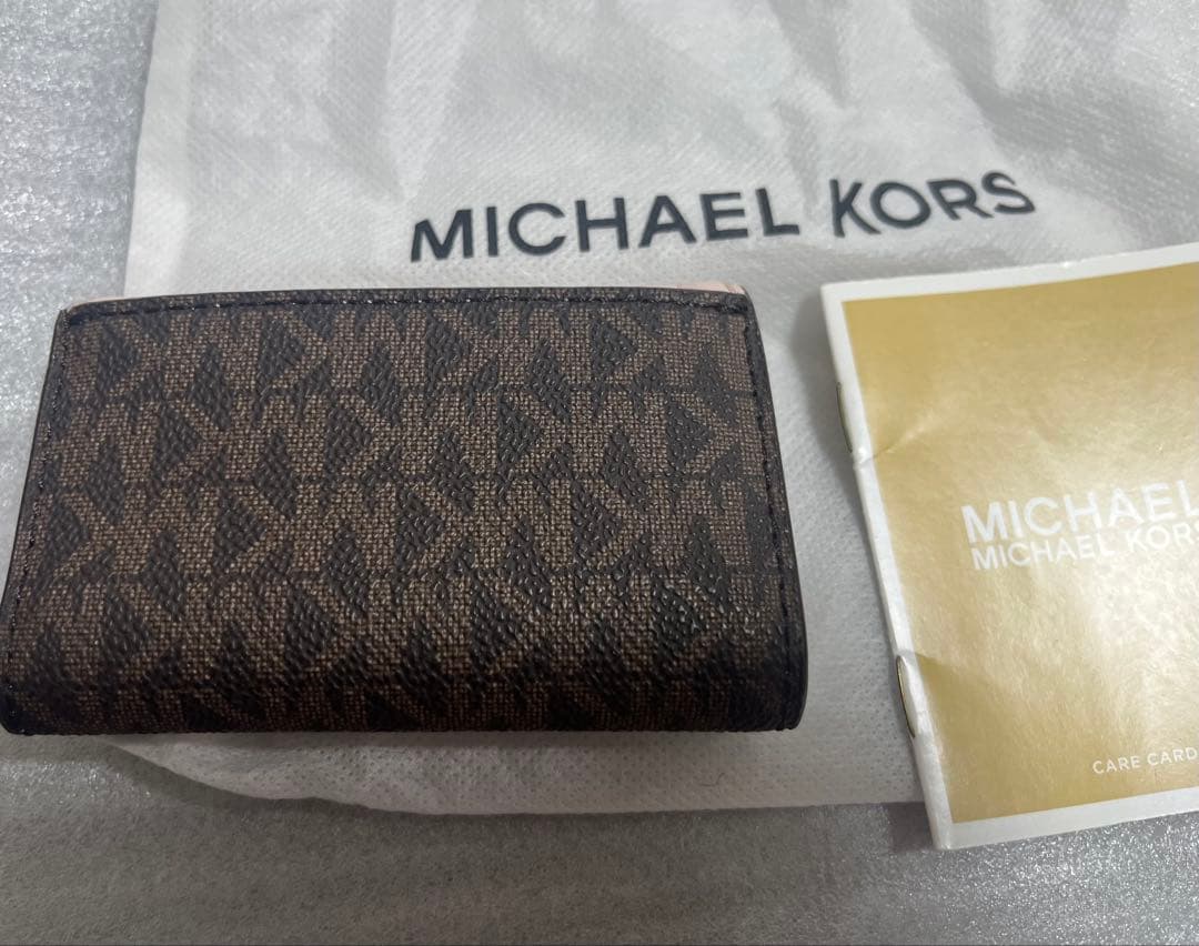 【新品】マイケルコース MICHAEL KORS バイカラーデザインキーケース