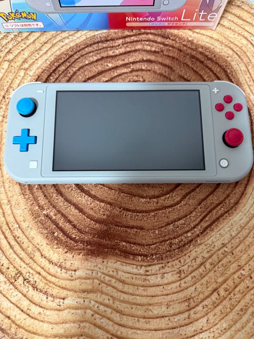Nintendo Switch Lite ［ザシアン・ザマゼンタ］本体