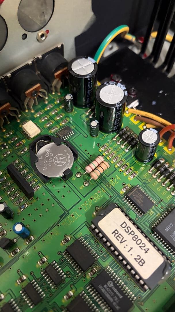 整備済み　ベリンガー　デジタルグラフィックイコライザー　DSP8024