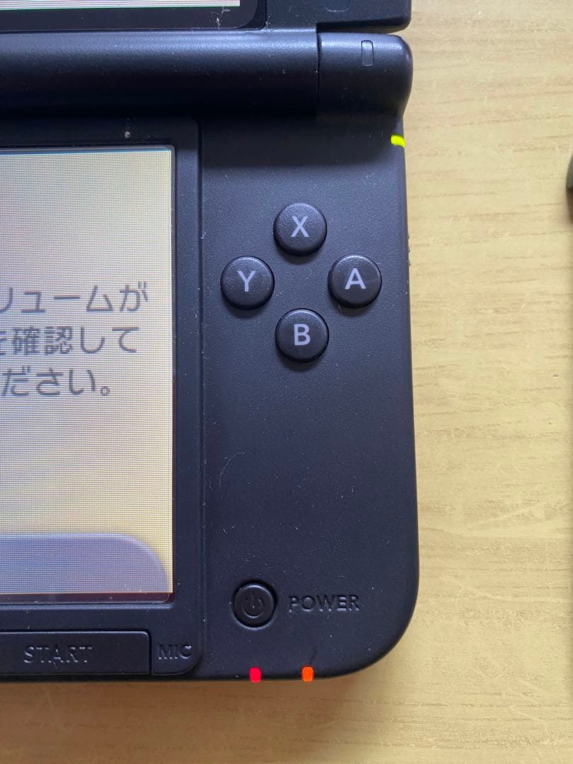 ニンテンドー3DS LL レッド×ブラック