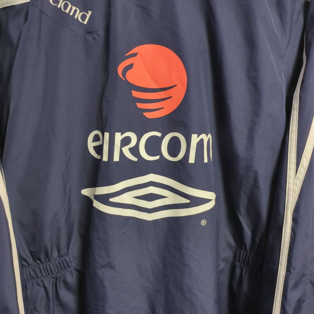umbro アイルランド代表 ナイロンジャケット サッカー サイズL　刺繍ロゴ