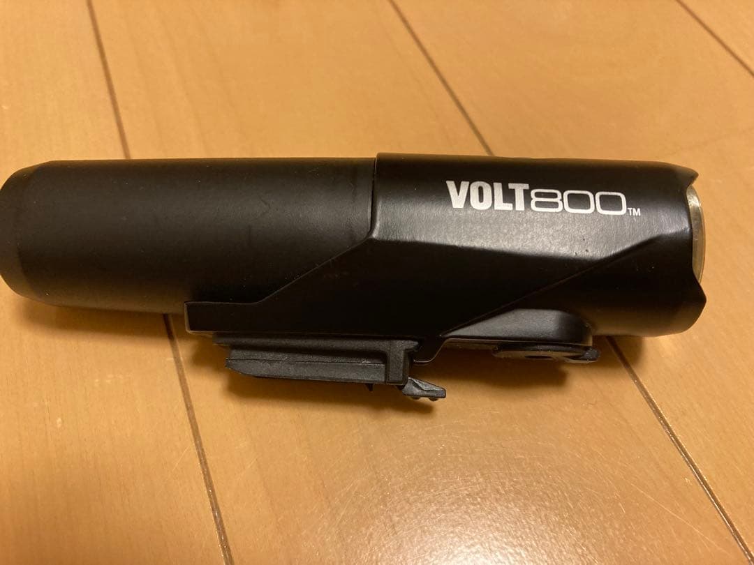 キャットアイ　VOLT800