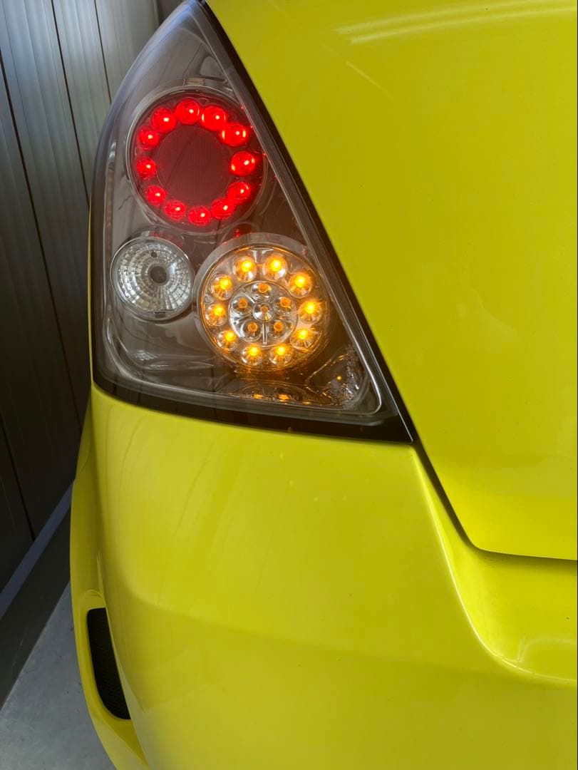 スズキ スイフト フルLEDテールランプ