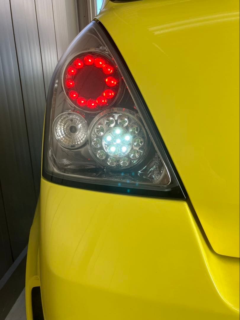 スズキ スイフト フルLEDテールランプ