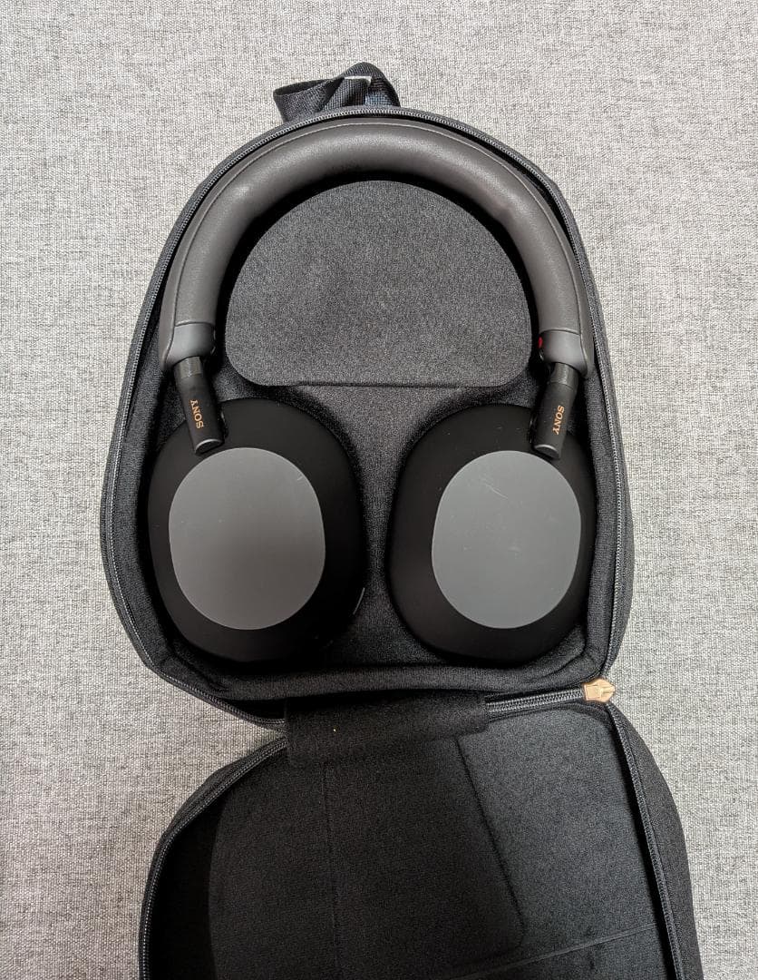 SONYワイヤレスノイズキャンセリングステレオヘッドホン WH-1000XM5