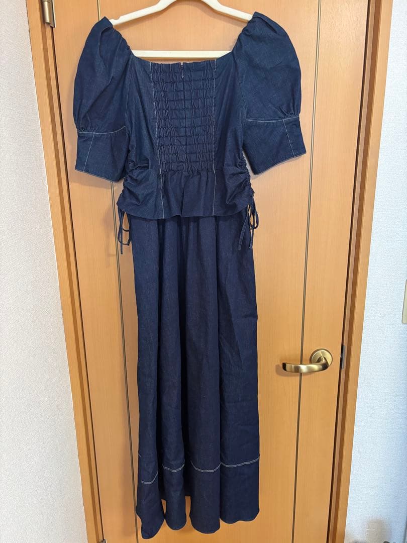 ワンピース herlipto Eze Puff-Sleeve Denim Dress