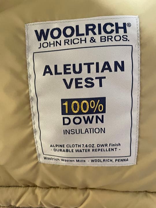 woolrich Aleutian vest （ダウンジャケット）