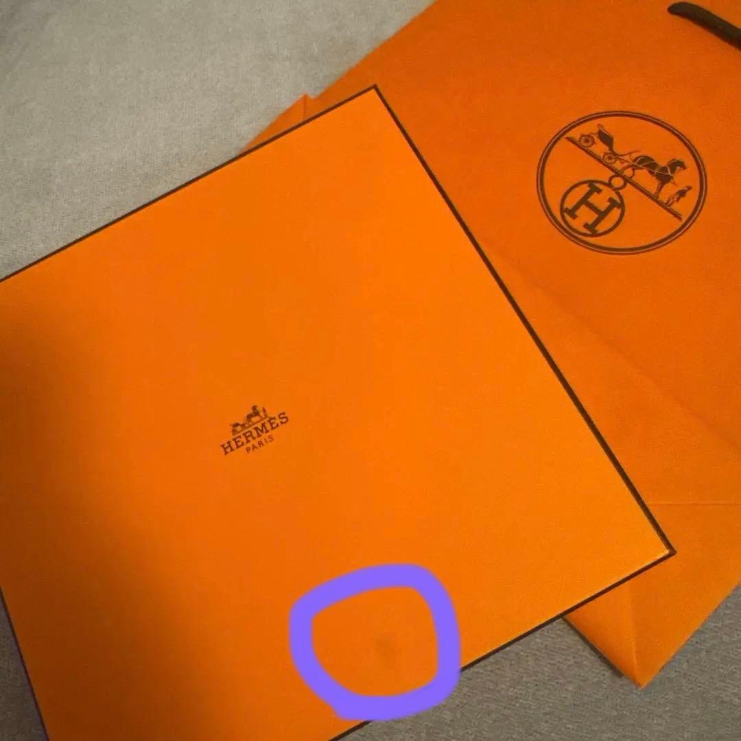 【新品未使用】HERMES シルクスカーフ 馬具モチーフ