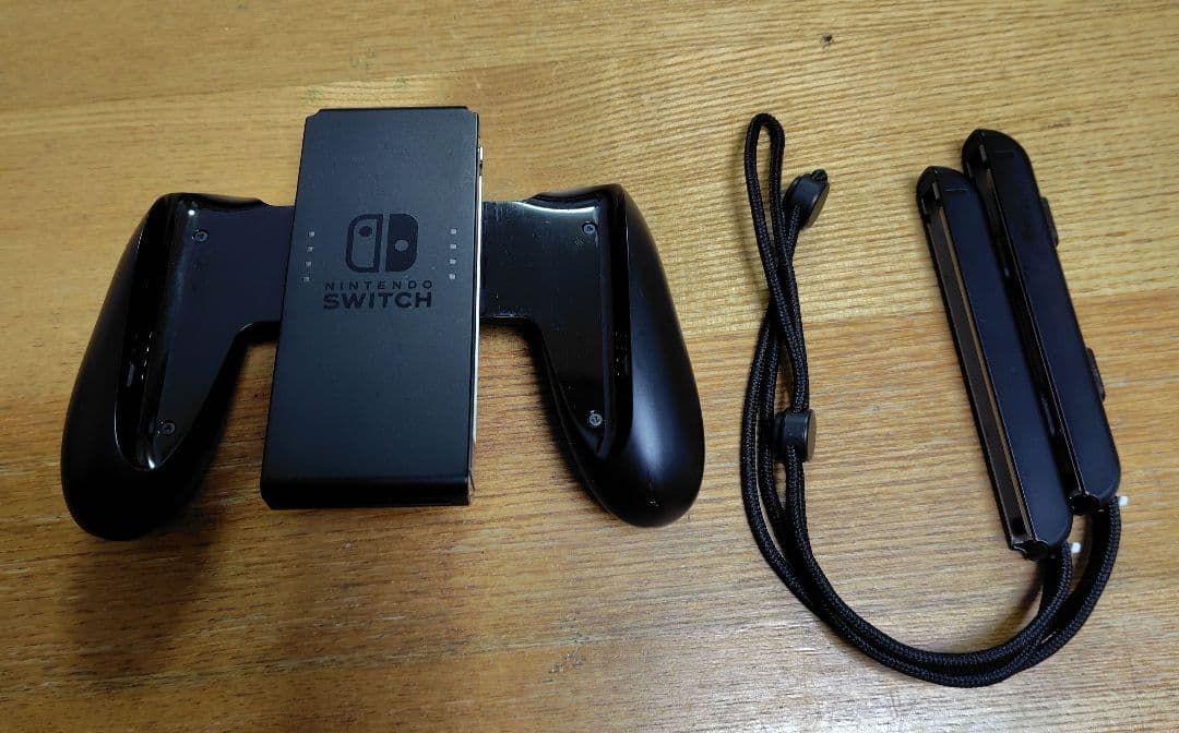 ジャンク品　Nintendo Switch 本体 青/赤 Joy-Con付き