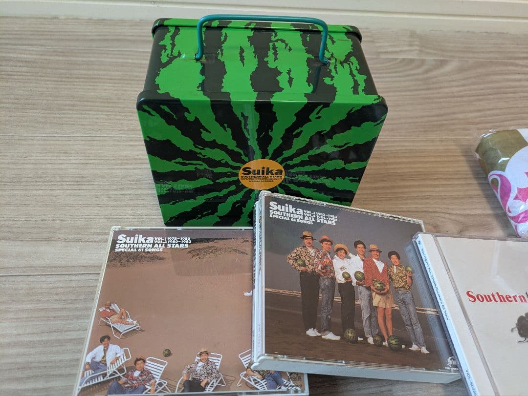 超豪華★サザン＆桑田佳祐 CD/グッズ大量まとめ売り！限定版・廃盤も多数！！