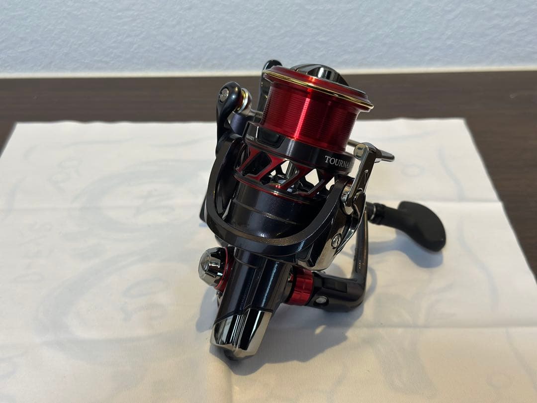 DAIWA 18トーナメント ISO 競技 LBD 極美品
