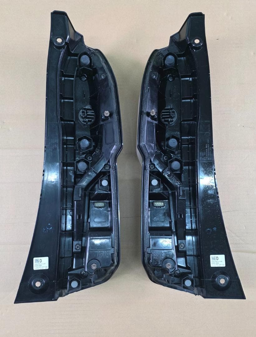 ホンダ JF3 JF4 N-BOX LED テールランプ 右 左セット