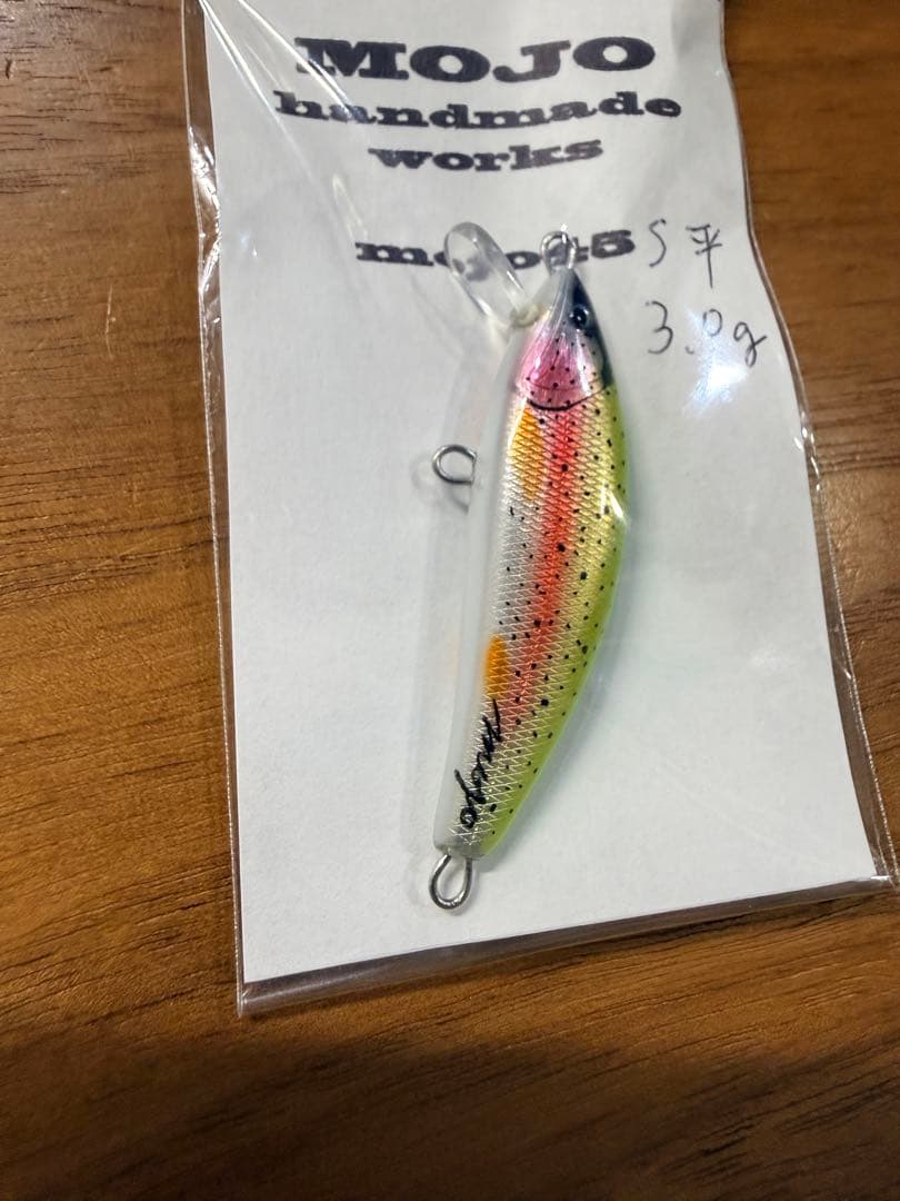 MOJOハンドメイドワークスバルサミノー激レア45Fs 平虹鱒カラー新品
