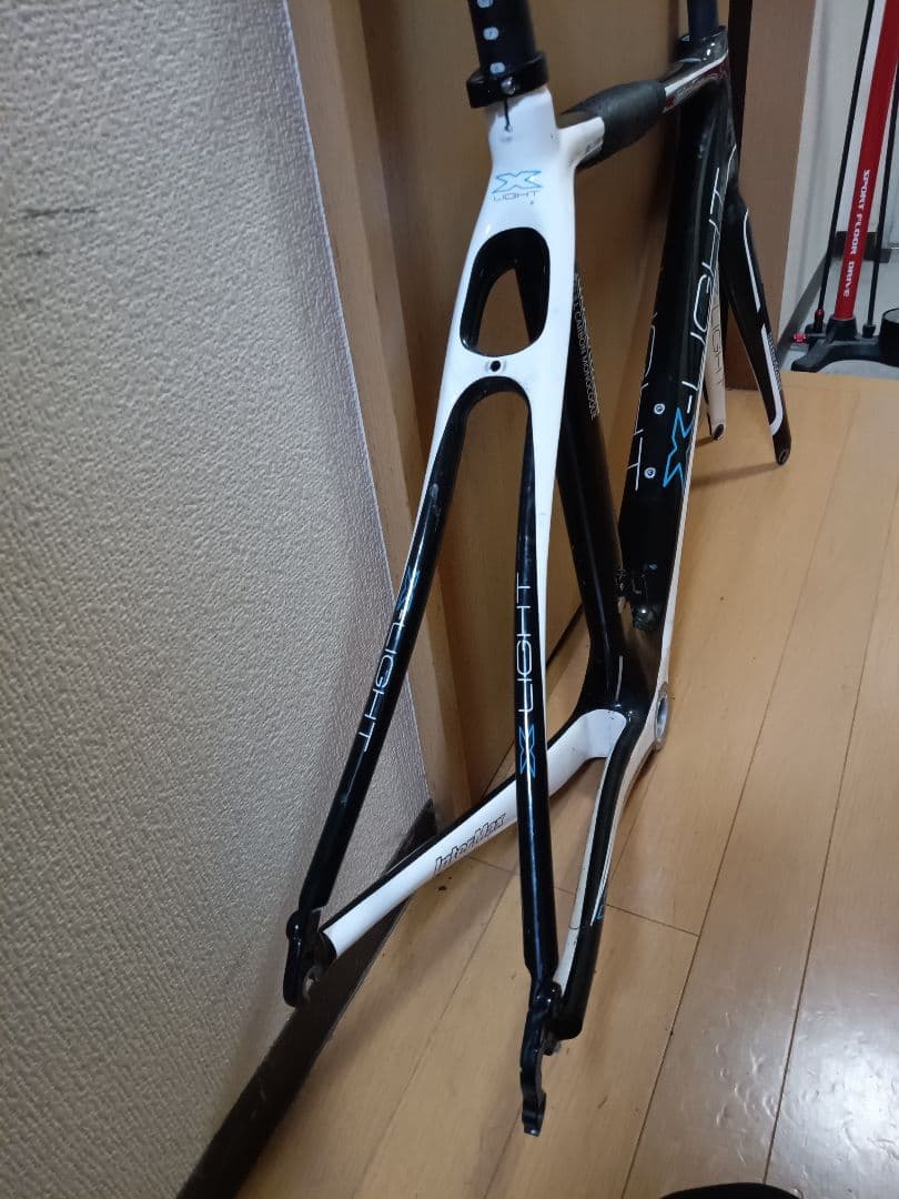 yuuya　X-LIGHT カーボンロードバイクフレーム