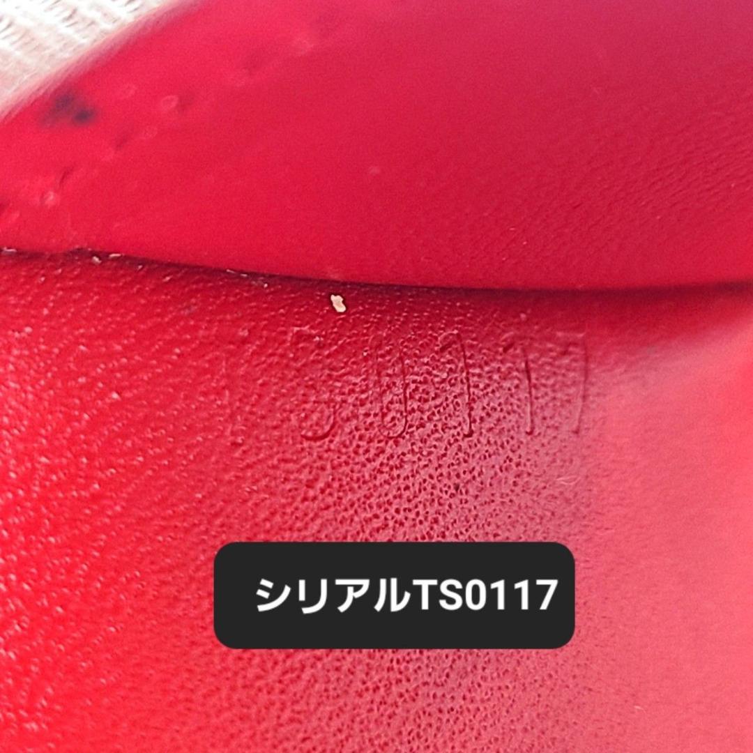 美品 ルイヴィトン ヴェルニ ミュルティクレ4 鍵入れ 赤 M90907