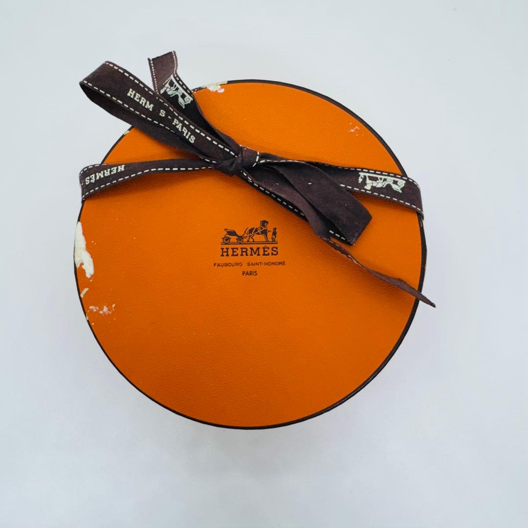 ✨HERMES✨エルメス✨車柄✨ブラック✨ヴィンテージ✨スカーフ✨箱付き✨