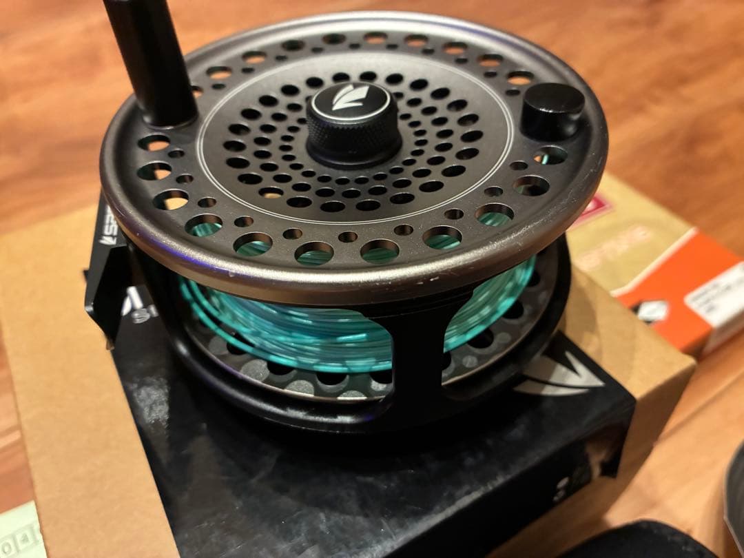 リール SAGE SPEY 7/8/9 STELTH/SILVER