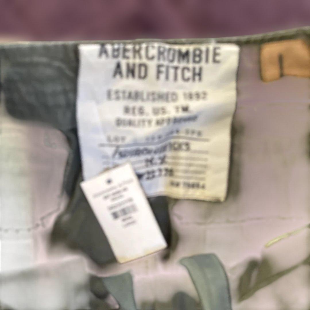 Abercrombie and Fitch カーゴパンツ