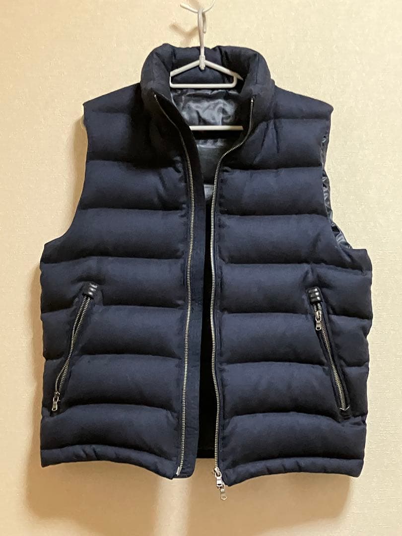 美品　EDIFICE（エディフィス)ダウンベスト　ダウンジャケット