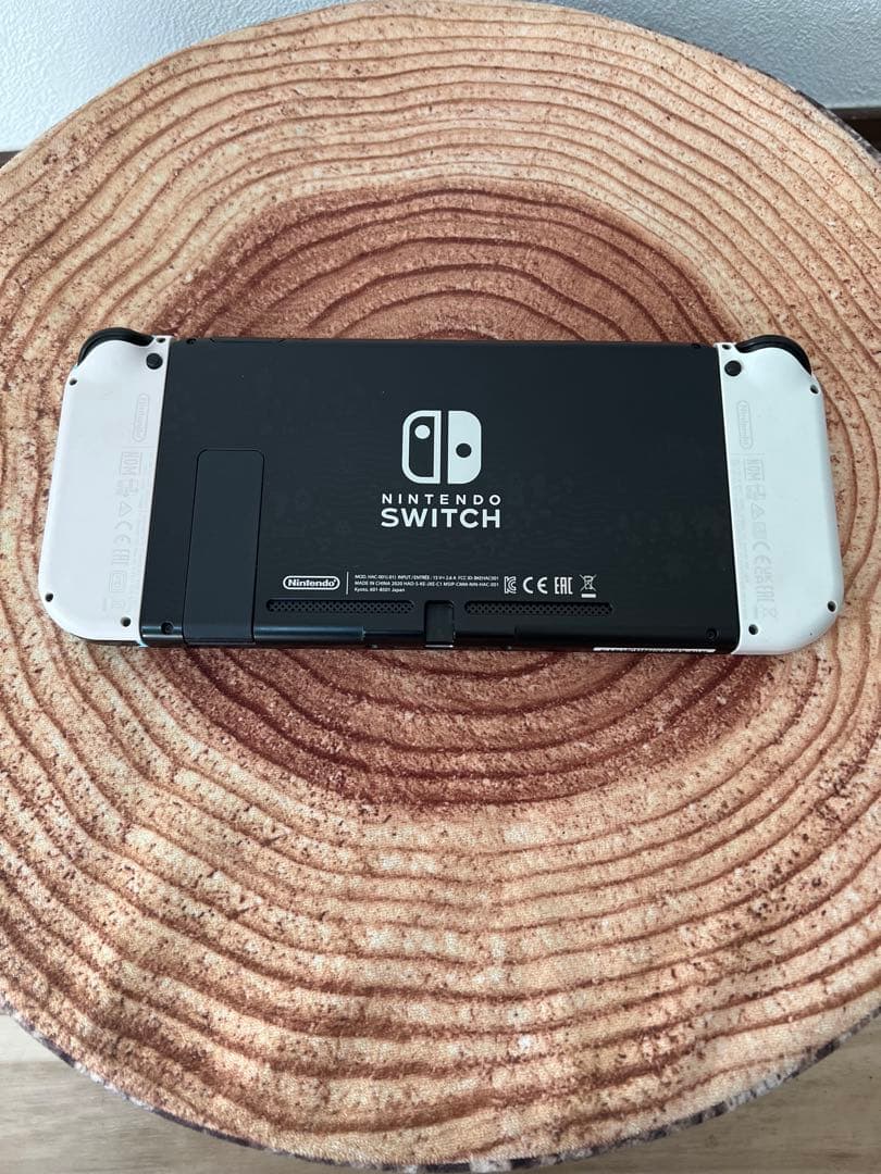 Nintendo Switch ニンテンドースイッチ本体ホワイト/グリーン箱無し