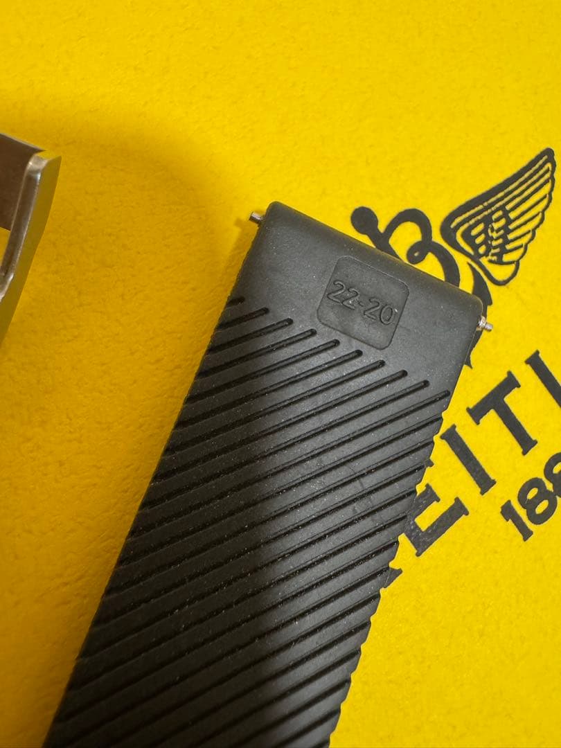 BREITLING ブラック ラバーベルト