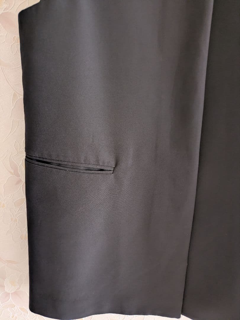 ✨美品✨　CELFORD フリルスリーブ　ジレ　ブラック
