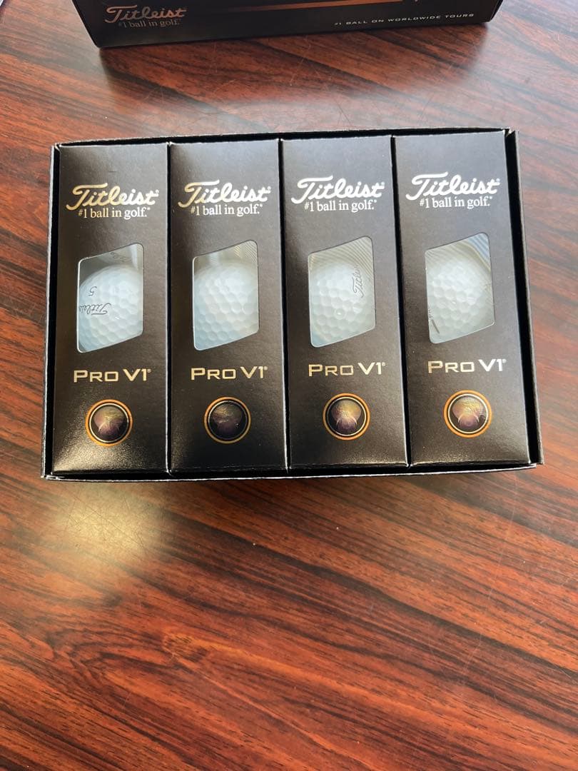 Titleist Pro V1 ゴルフボール 4個入り