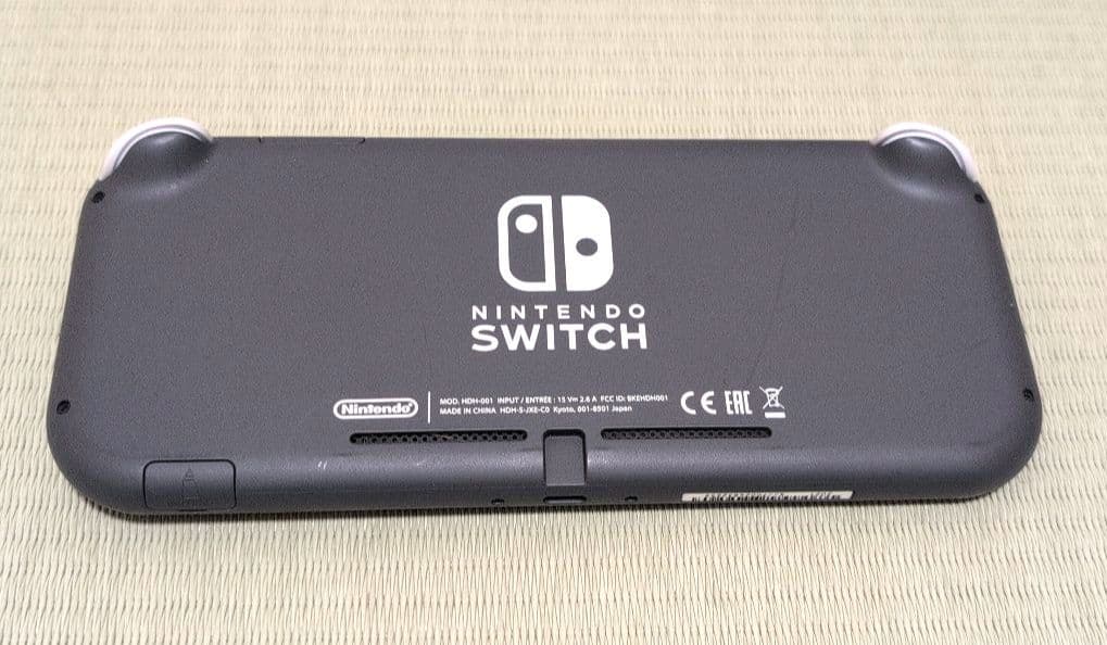 任天堂　SWITCH Lite　グレー