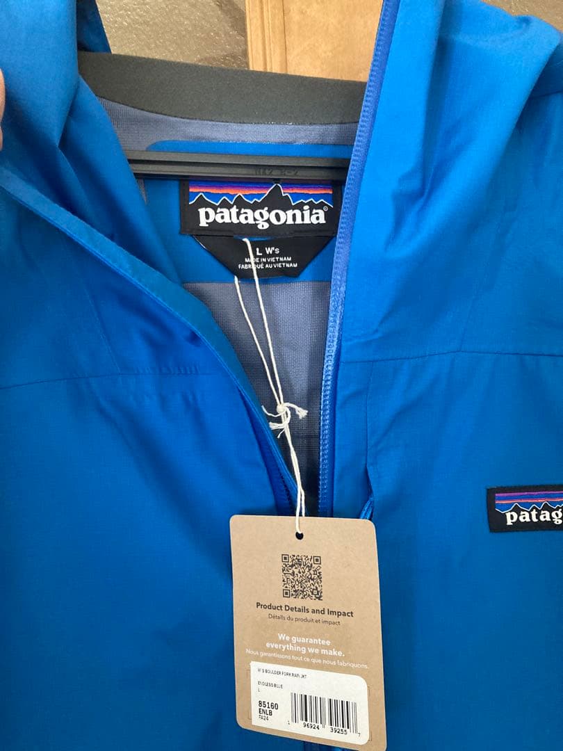 【新品】patagonia ウィメンズ・ボルダー・フォーク・レイン・ジャケット