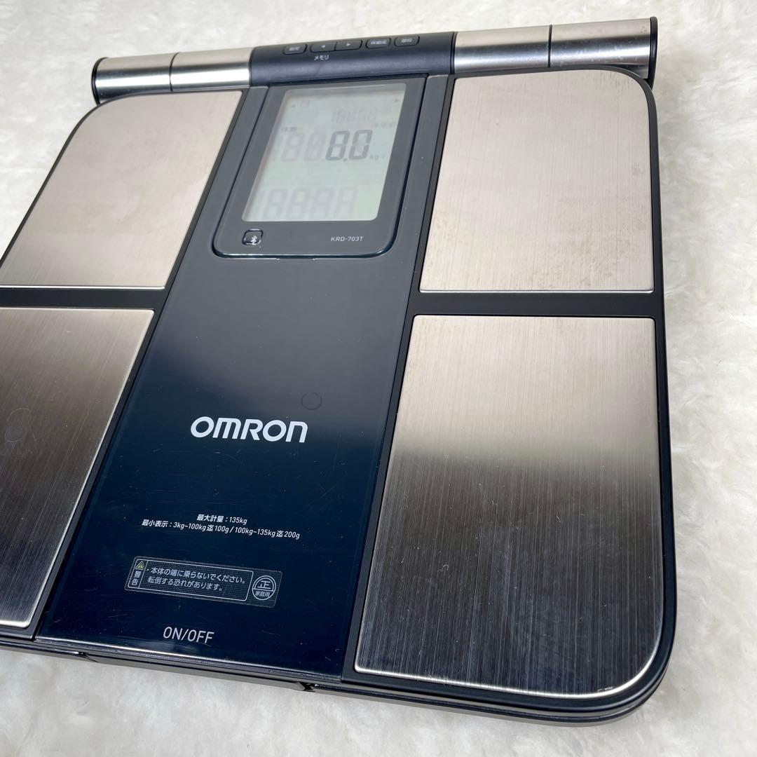 【良品✨】オムロン 体重体組成計 カラダスキャン ブラック KRD-703T
