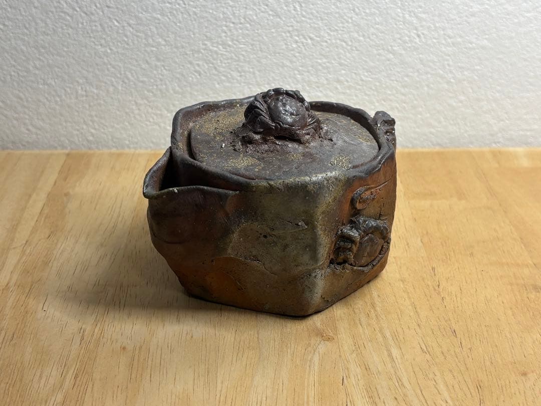 122. 備前焼 宝瓶 登り窯 カニとタニシ 蟹 貝 六角 手びねり 急須