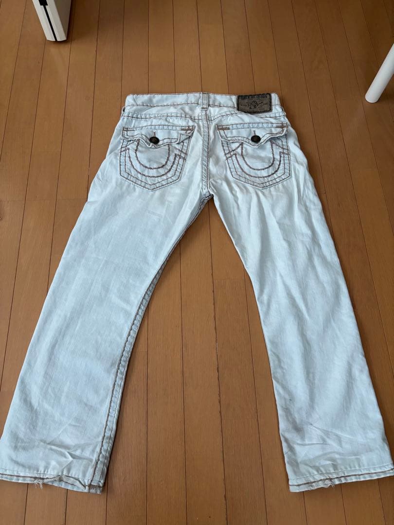 true religion 白 ストレート