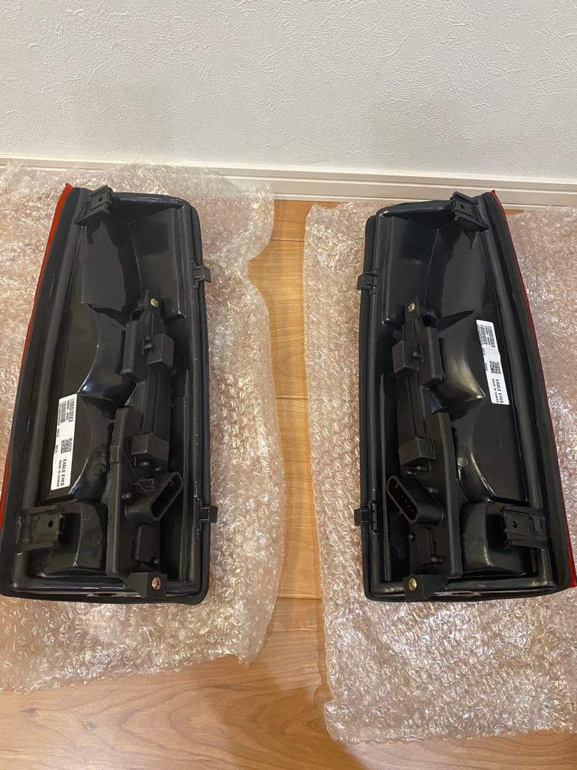 シボレー　C1500 K1500 サバーバン〜99 テールライト　左右セット