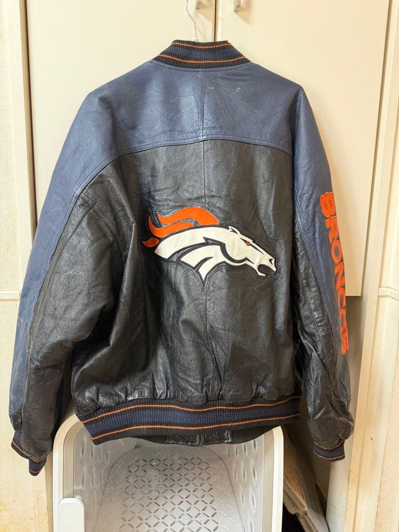 NFL デンバーブロンコス レザージャケット スタジャン ビンテージ サイズL