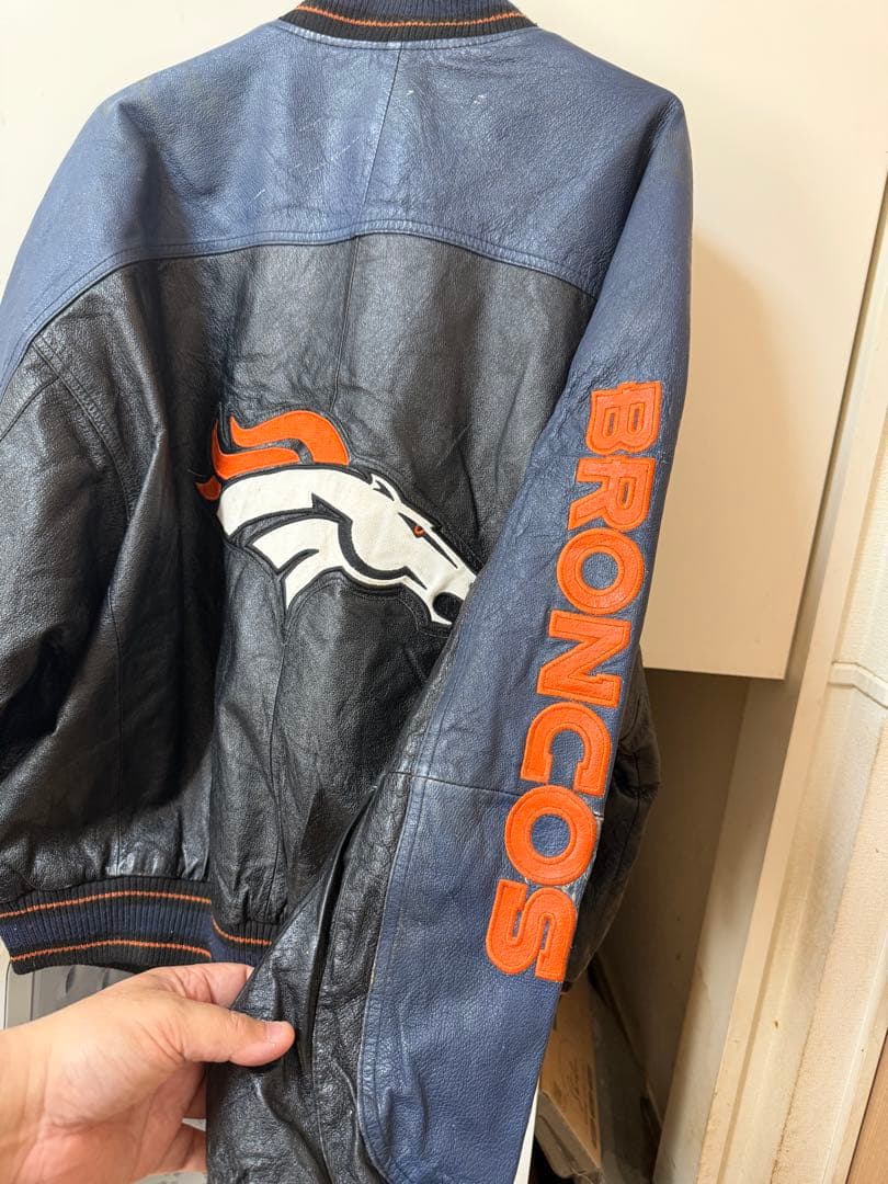 NFL デンバーブロンコス レザージャケット スタジャン ビンテージ サイズL