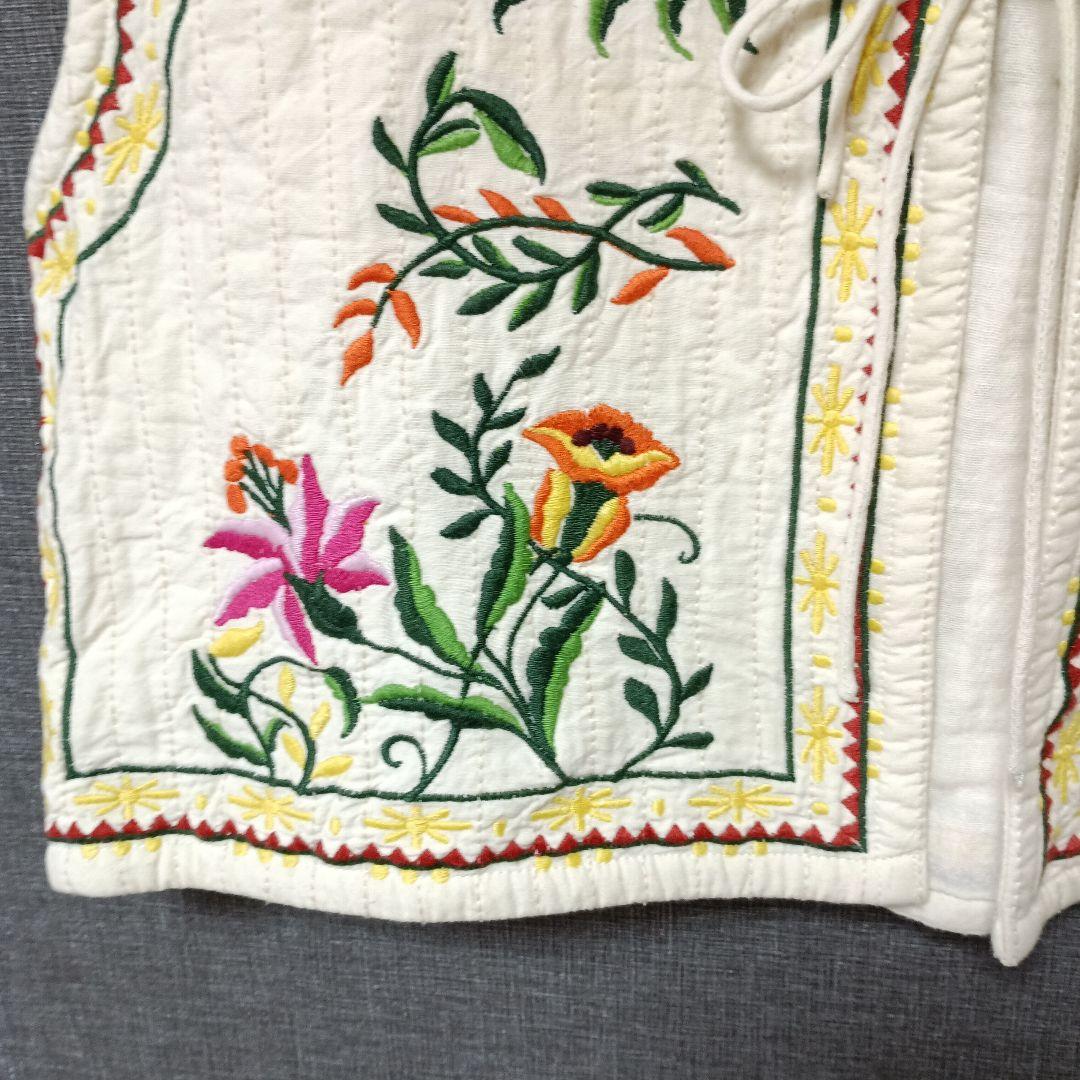 Freada/フリーダ 刺繍　ガーゼキルトベスト