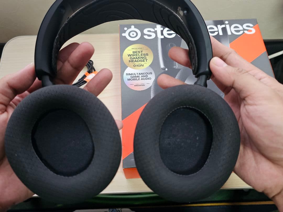 ヘッドホン SteelSeries Arctis Nova 7 Wireless