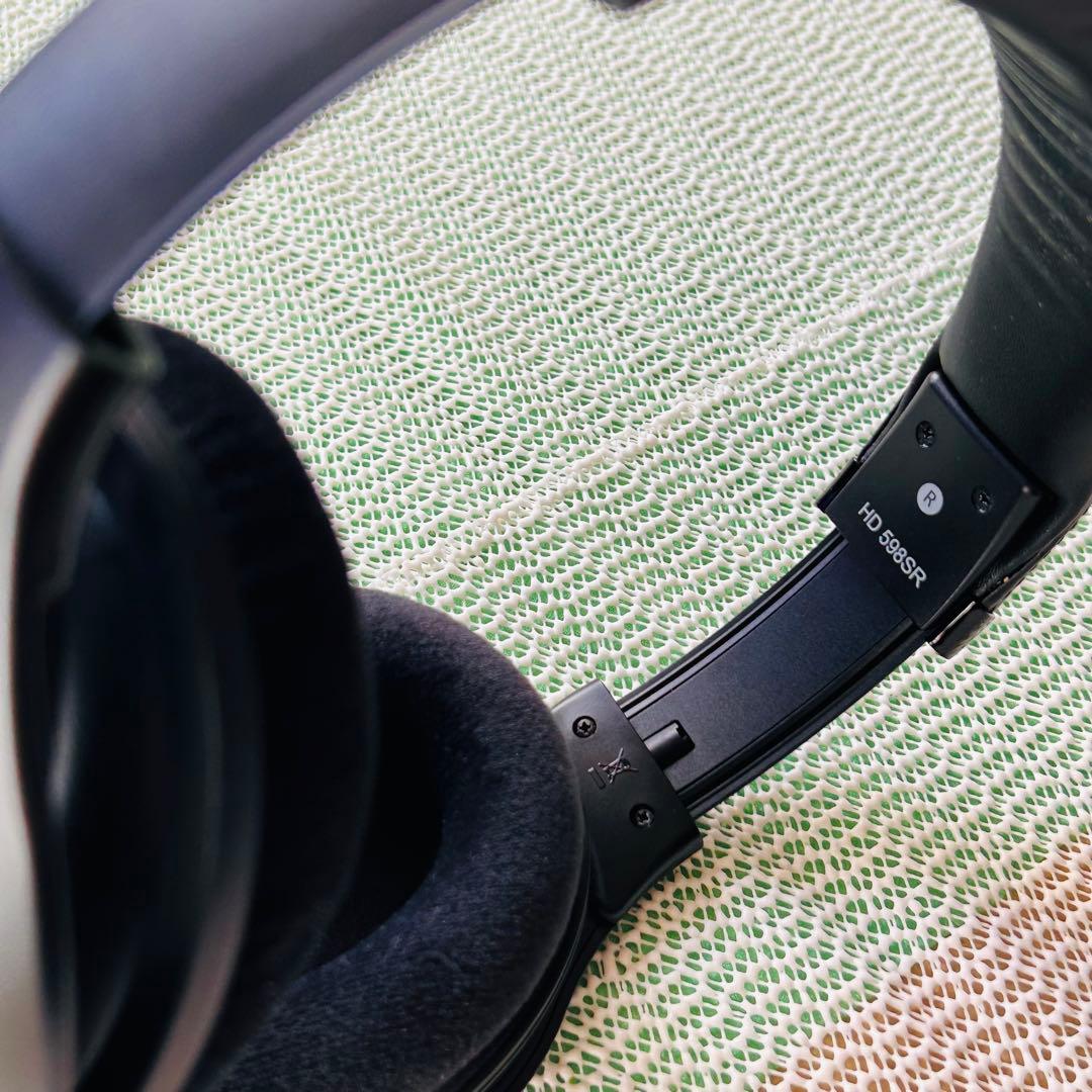 ゼンハイザー ヘッドホン HD598SR ＆ Geekria ヘッドホンケース