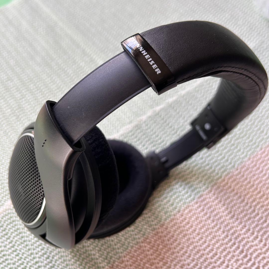 ゼンハイザー ヘッドホン HD598SR ＆ Geekria ヘッドホンケース