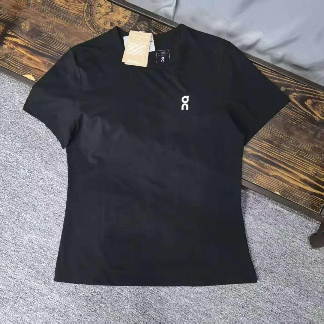 Onオン トレーニングウェア ブラック Tシャツ Lサイズ