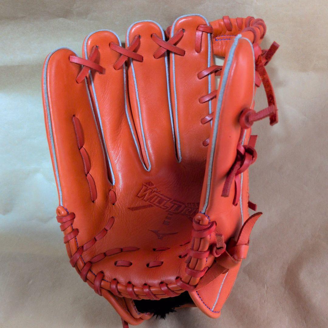 Mizuno:左投げ:軟式グローブ:外野手:スプレンディッドオレンジ:サイズ14
