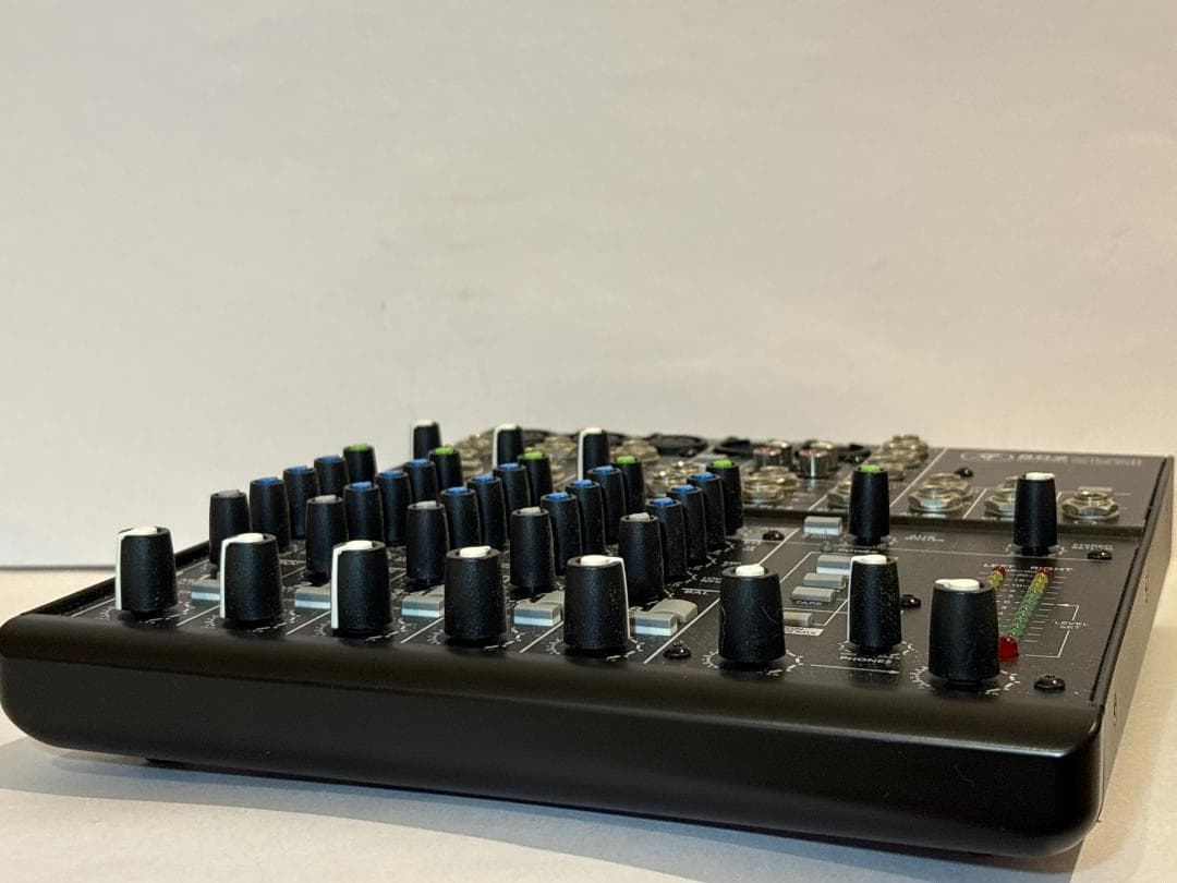 MACKIE マッキー アナログミキサー 802VLZ4